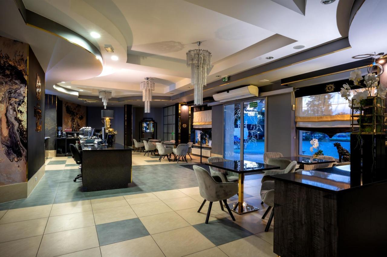 Hotel Lord غورليتسي المظهر الخارجي الصورة