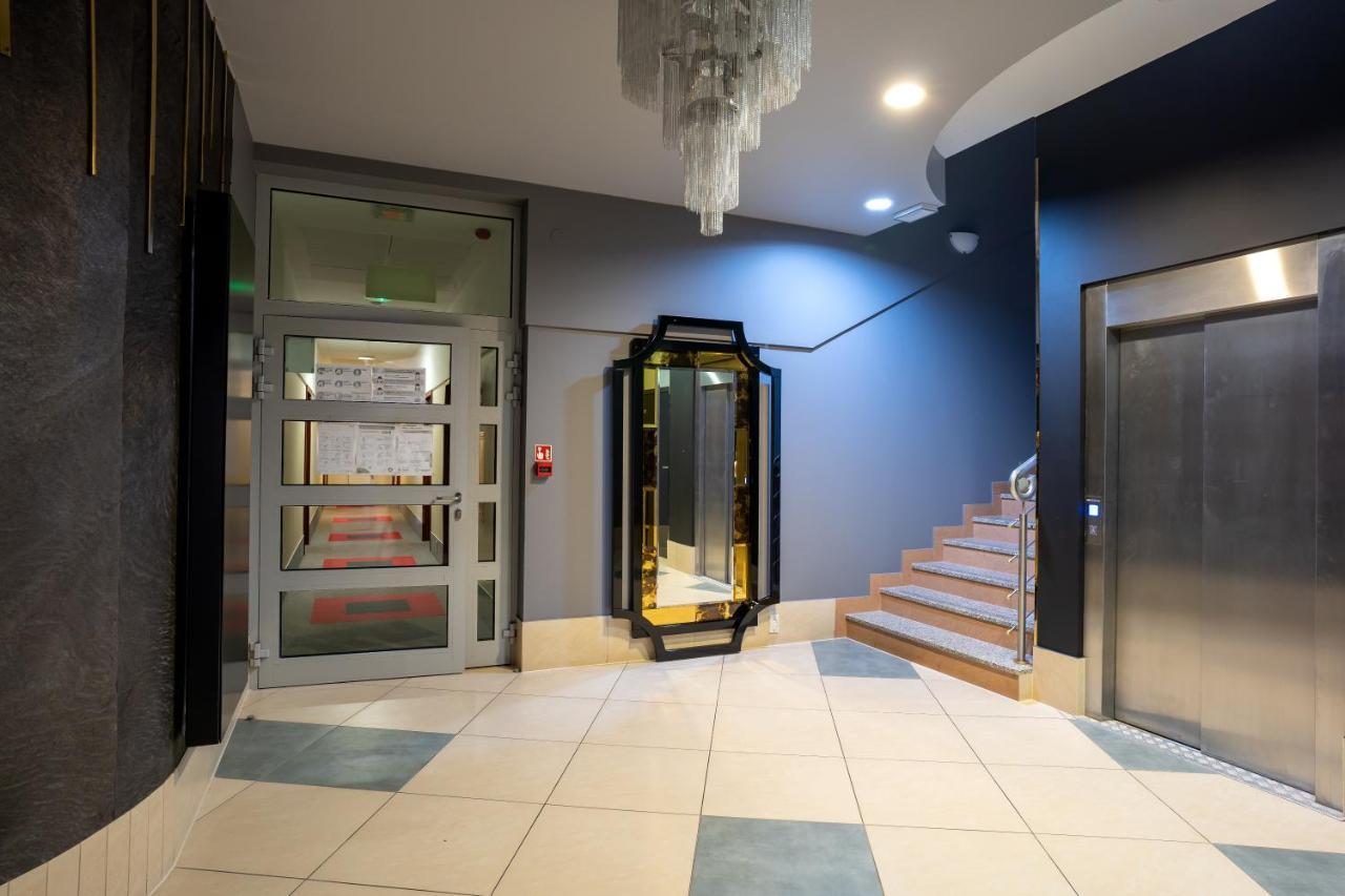 Hotel Lord غورليتسي المظهر الخارجي الصورة